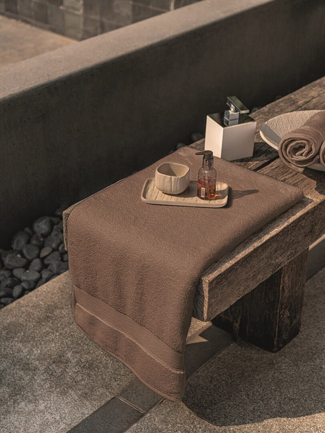 DDecor Brown Solid 650GSM Cotton Bath Towels Price in India