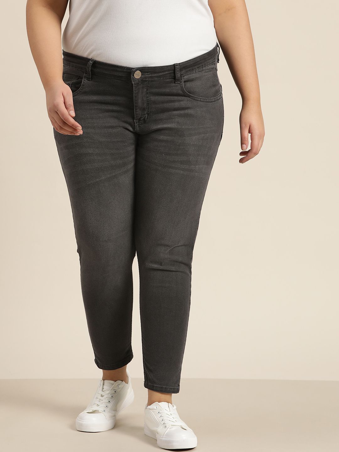 Sztori Women Plus Size Charcoal Grey Skinny Fit Light Fade Stretchable Jeans Price in India
