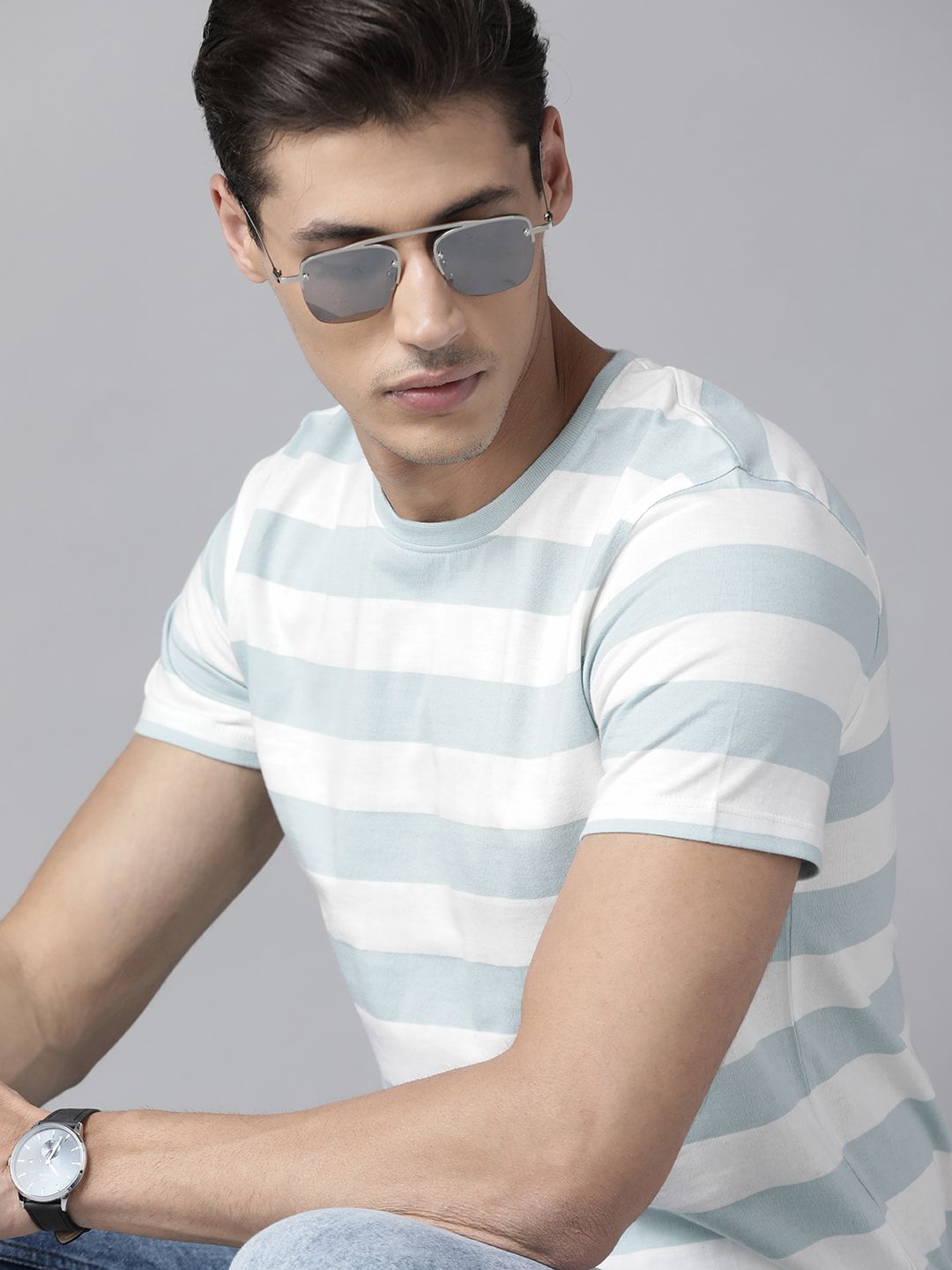 Roadster Men Blue & White Pure Cotton Striped T-shirt