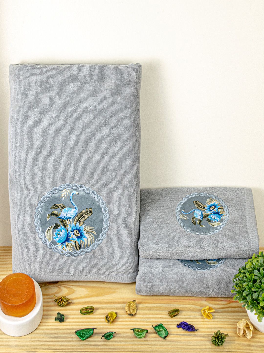 RANGOLI Set Of 3 Grey & Blue Solid 450 GSM Pure Cotton Towels