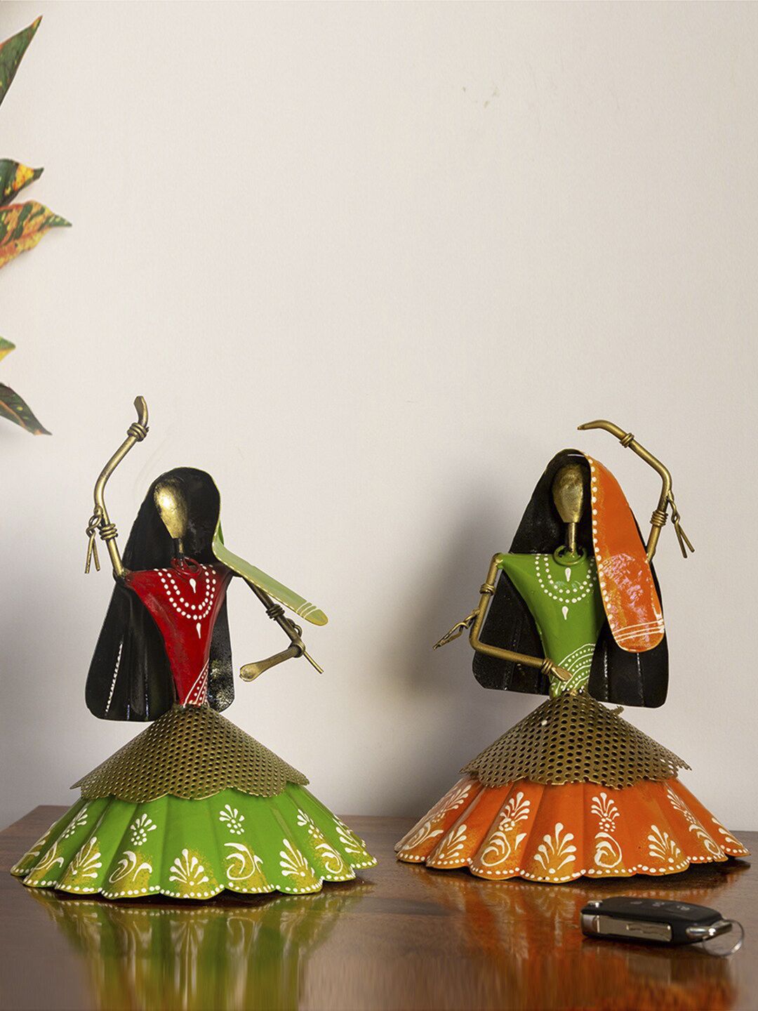 ExclusiveLane Set Of 2 Handpainted Decorative Showpieces Price in India