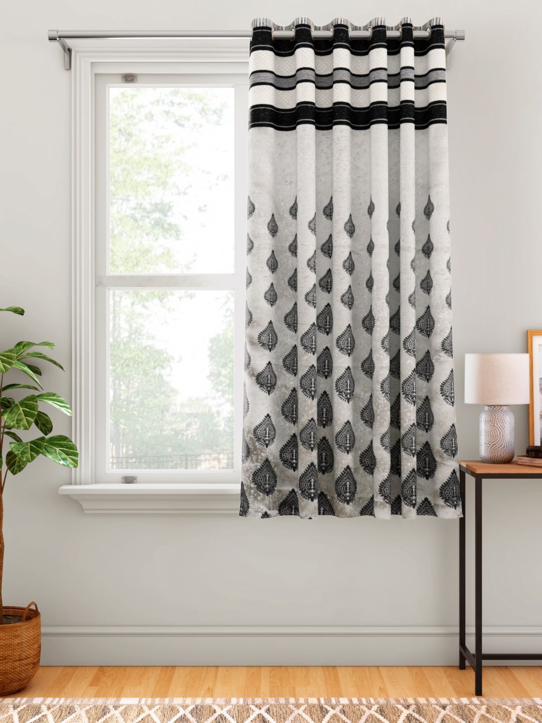 Aura Off White & Black Ethnic Motifs Patterned Window Curtain Price in India