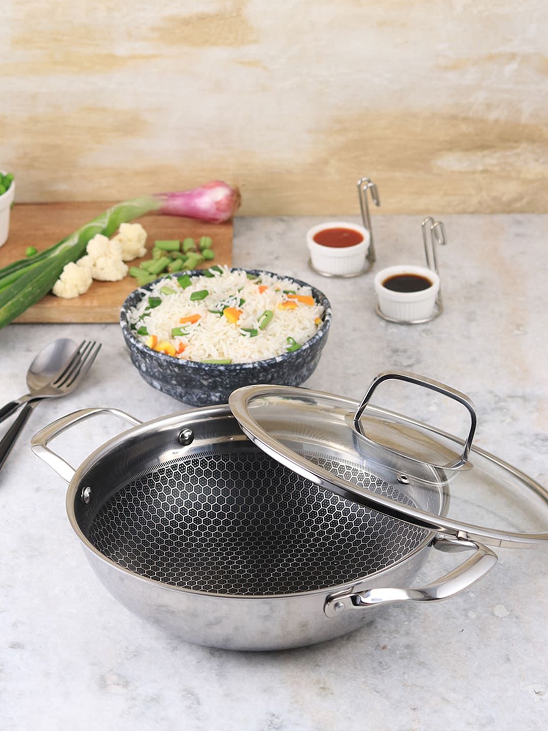 Wonderchef Silver-Toned Solid Stainless Steel Non-Stick Kadhai With Lid Price in India