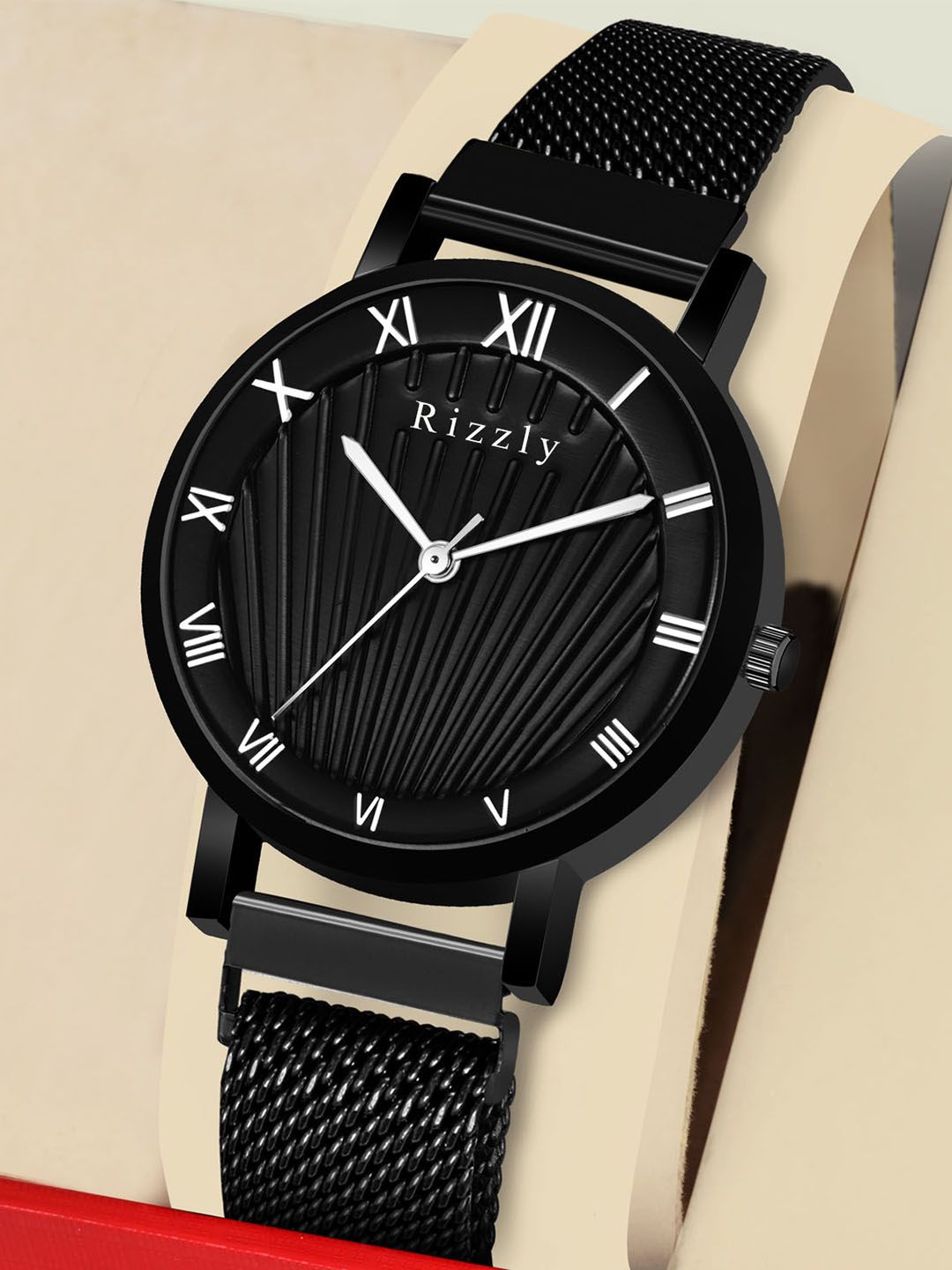 Rizzly Women Black Brass Patterned Dial & Black Bracelet Style Straps Analogue Watch Price in India