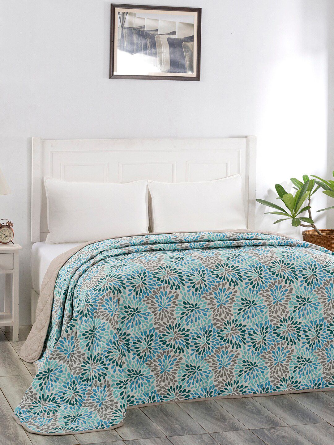 In-House by maspar Blue & Brown Floral Summer 110 GSM Double Bed Quilt Price in India