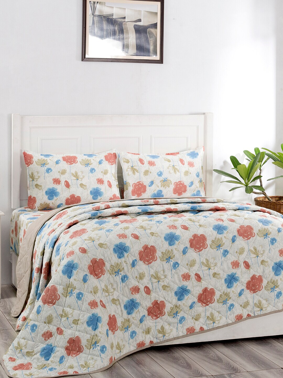 In-House by maspar Off White & Red Floral Summer 110 GSM Double Bedding Set with Pillow Covers Price in India
