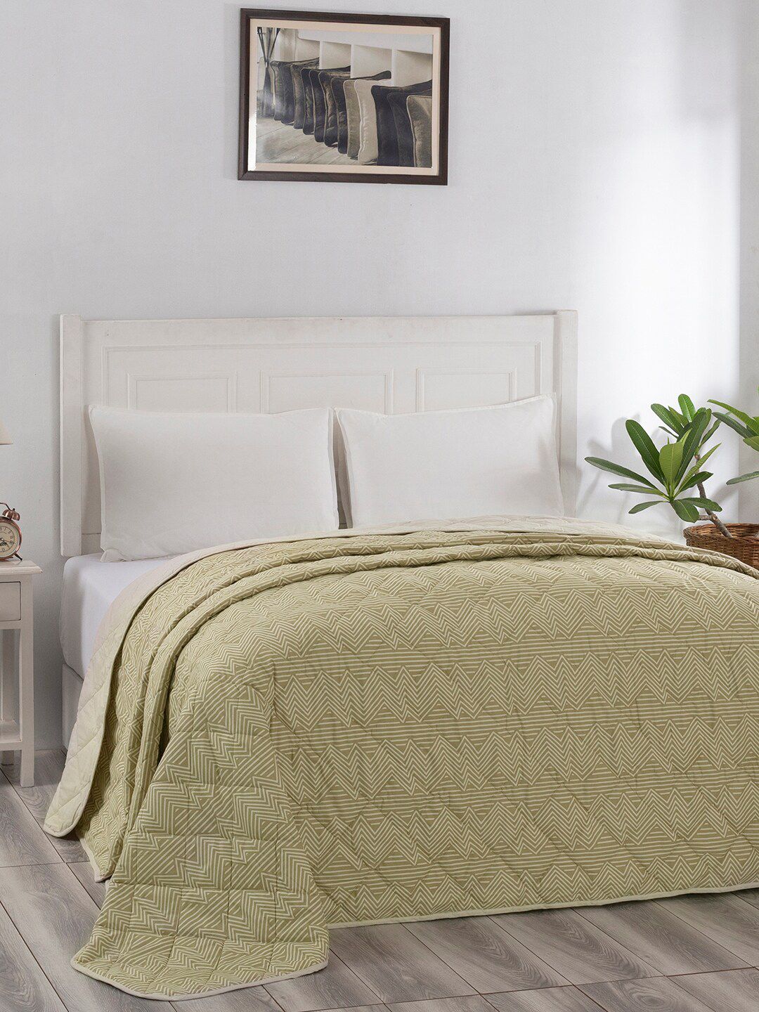 In-House by maspar Beige Geometric Summer 110 GSM Cotton Double Bed Quilt Price in India
