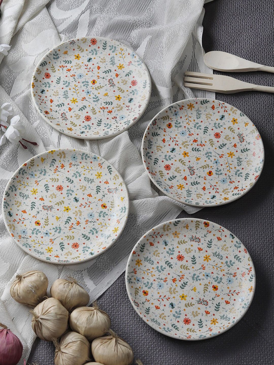 MIAH Decor Cream-Coloured & 4 Pieces Handcrafted & Hand Painted Stoneware Matte Plates Price in India