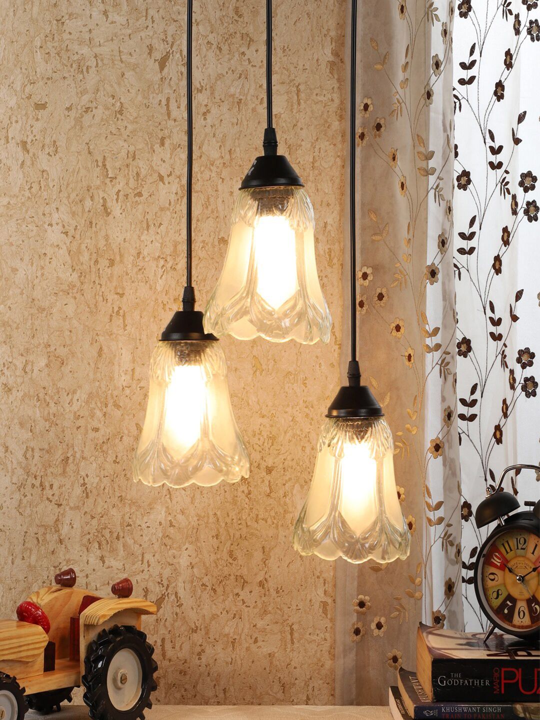 MFD HOME FURNISHING Transparent & Black Glass Quirky Cluster Lights Price in India
