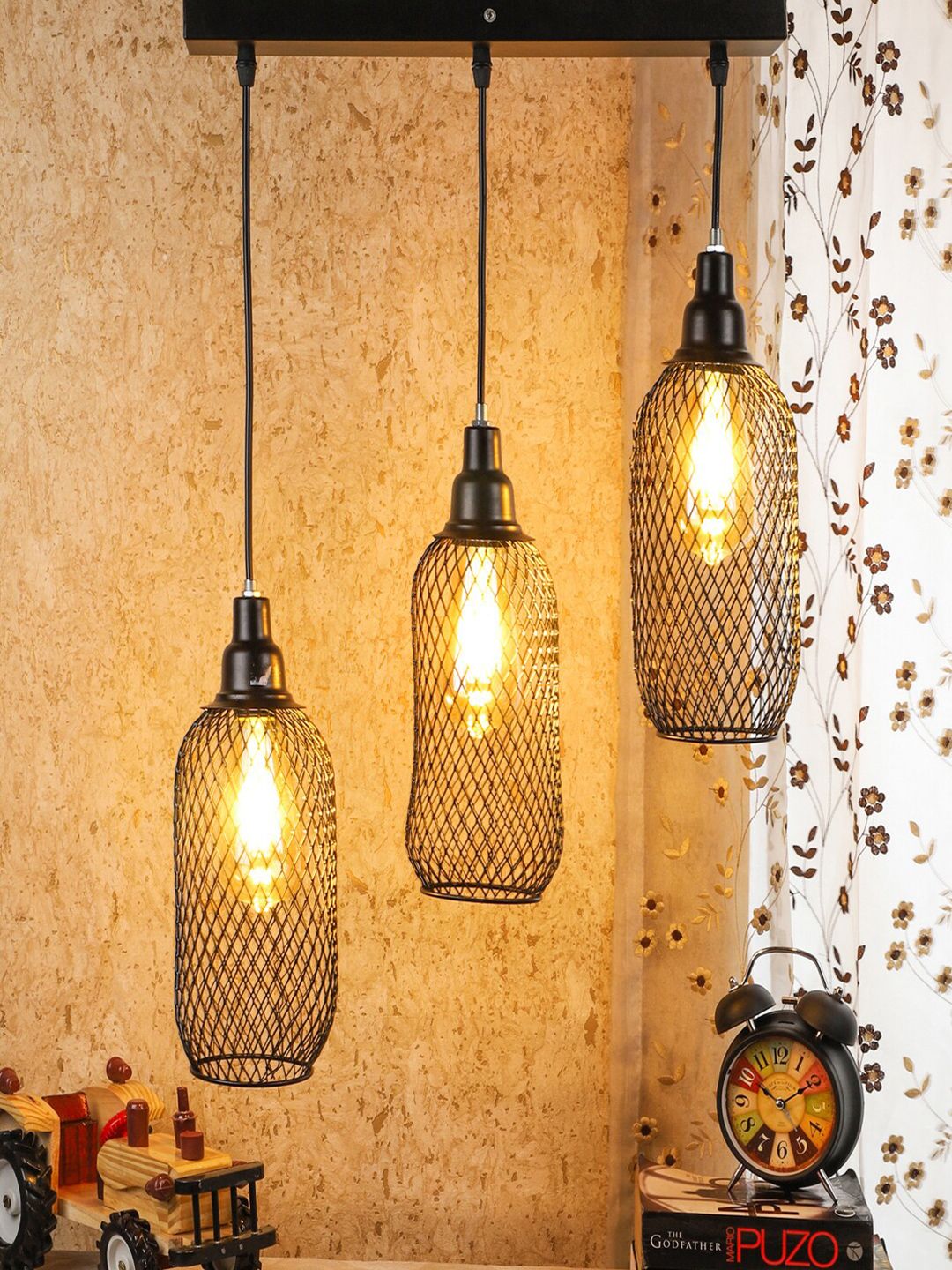 MFD HOME FURNISHING Black Iron Quirky Cluster Light Price in India