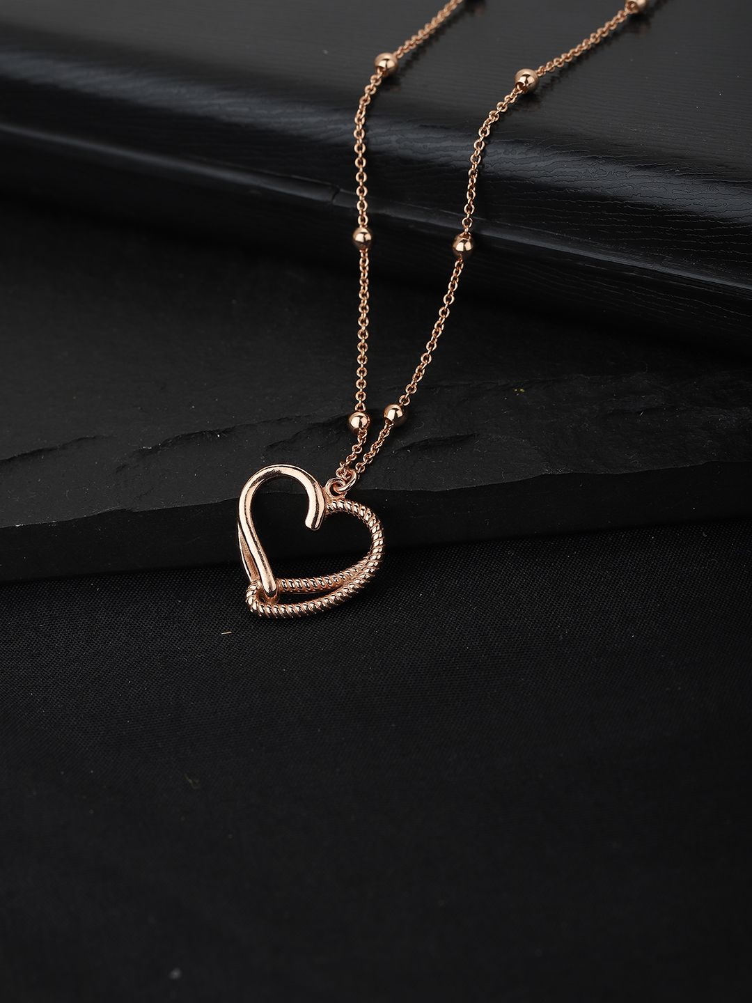 Carlton London Rose Gold-Plated Heart Textured Link Chain Price in India