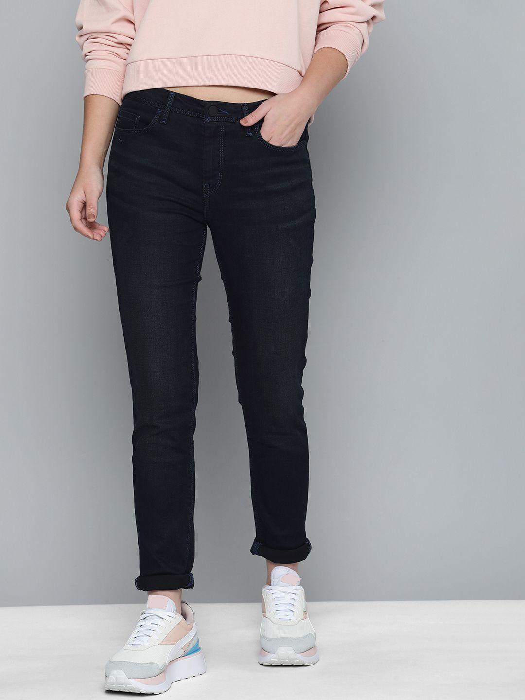 Levis Women Midnight Blue Solid Mid-Rise 711 Skinny Fit Clean Look Jeans Price in India