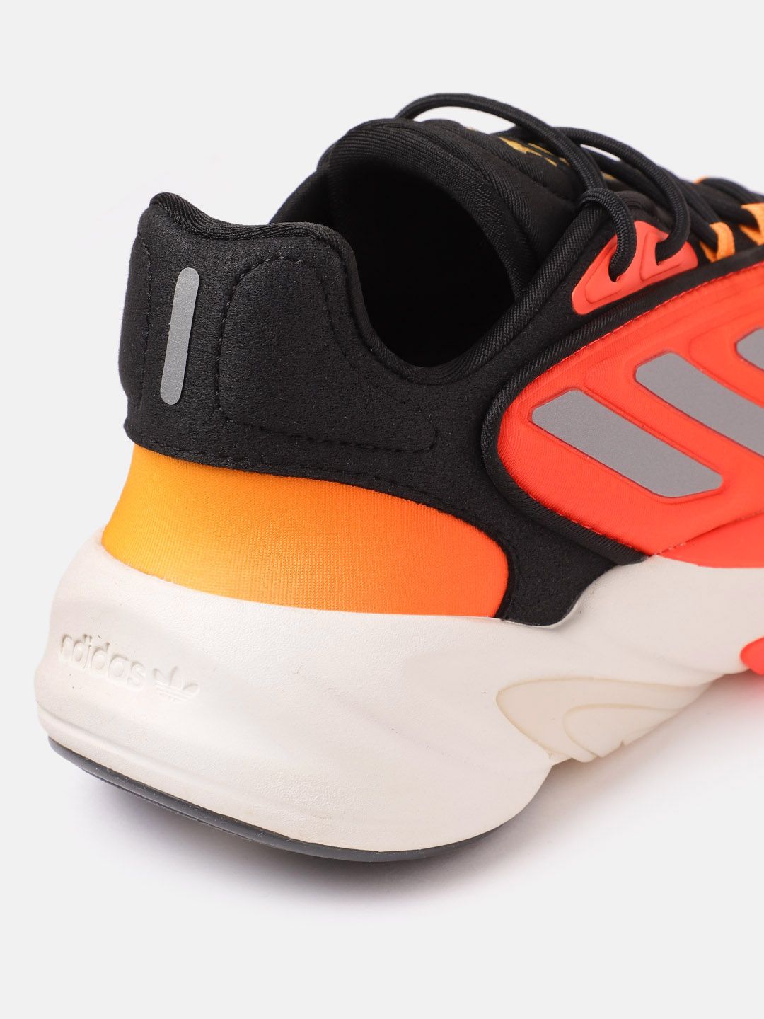 Buy ADIDAS Originals Men Orange & Off-White OZELIA Colourblocked  Sustainable Sneakers - Casual Shoes for Men 14865110 | Myntra