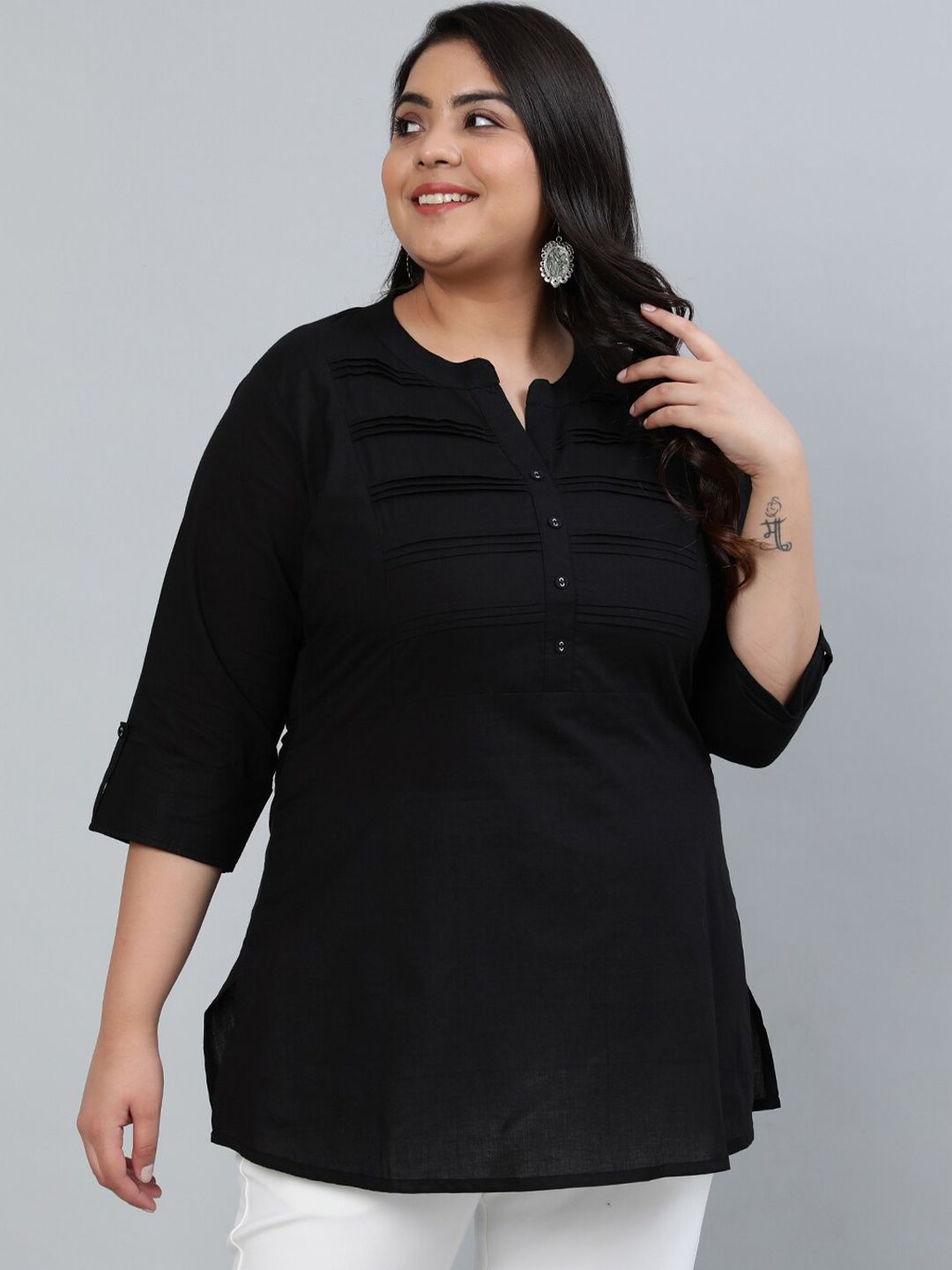 Nayo Women Black Solid Pleated Plus Size Tunic Price in India