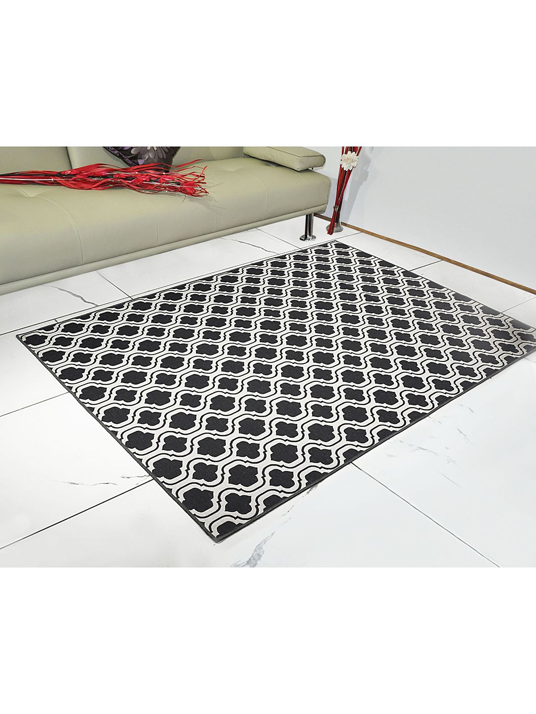 Saral Home Charcoal Grey & White Geometric Printed Cotton Modern Carpet Price in India