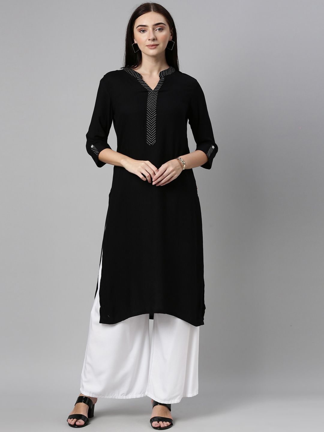 Alena Women Black Embroidered Kurta