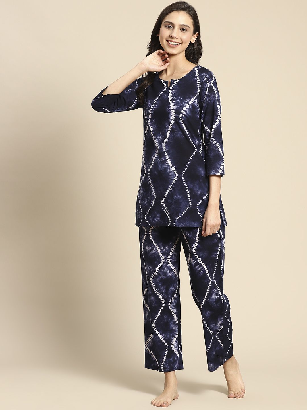 Prakrti Women Navy Blue & White Hand Tie & Dye Printed Pure Cotton Night suit Price in India