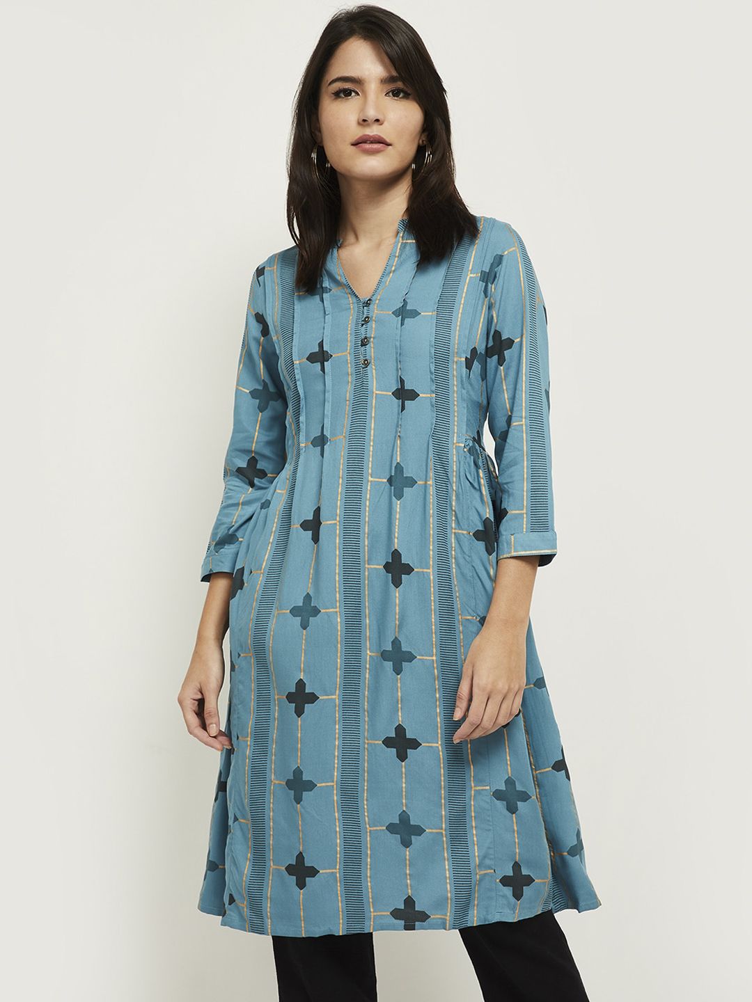 max Women Blue Geometric Dyed Flared Sleeves Chikankari Kurta