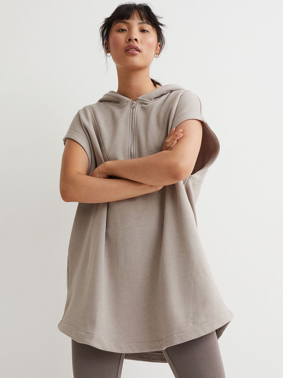 H&M Woman Grey Sleeveless hoodie Price in India