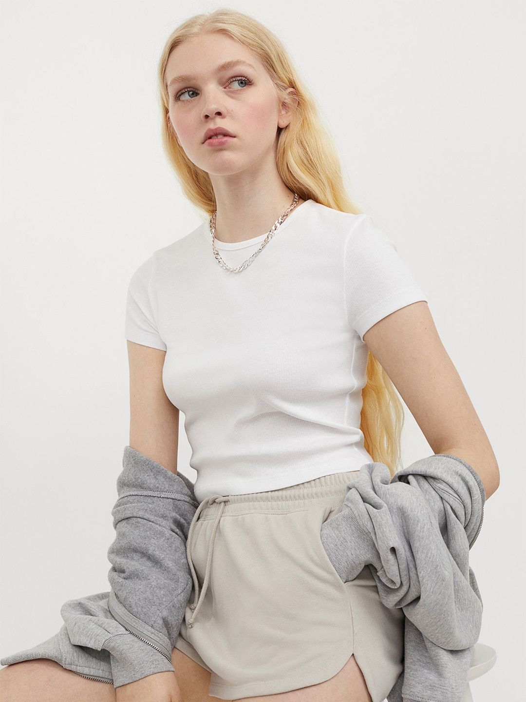 H&M White Ribbed Cropped Top Price in India