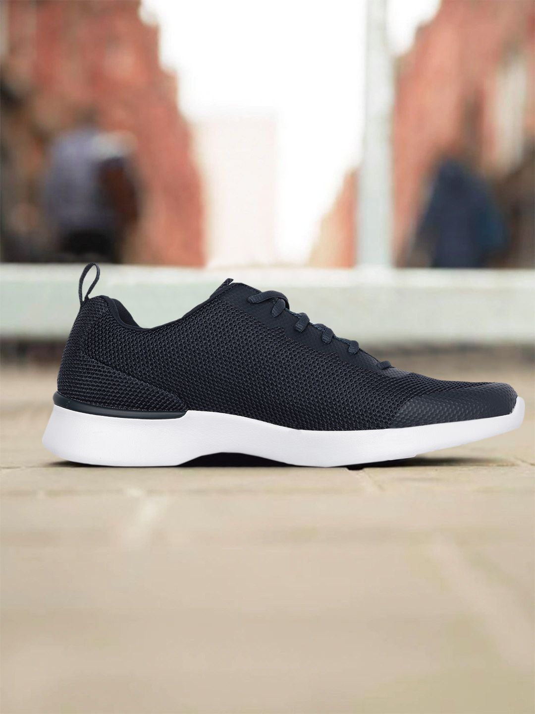 Skechers Men Navy Blue AIR DYNAMIGHT - WINLY Running Shoes