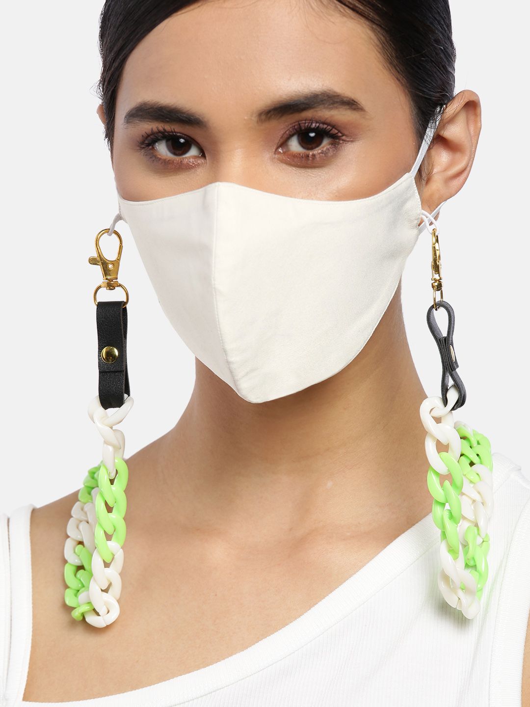 Blueberry Women White Solid Satin Reusable 2-Ply Cloth Mask & Link Chain Price in India