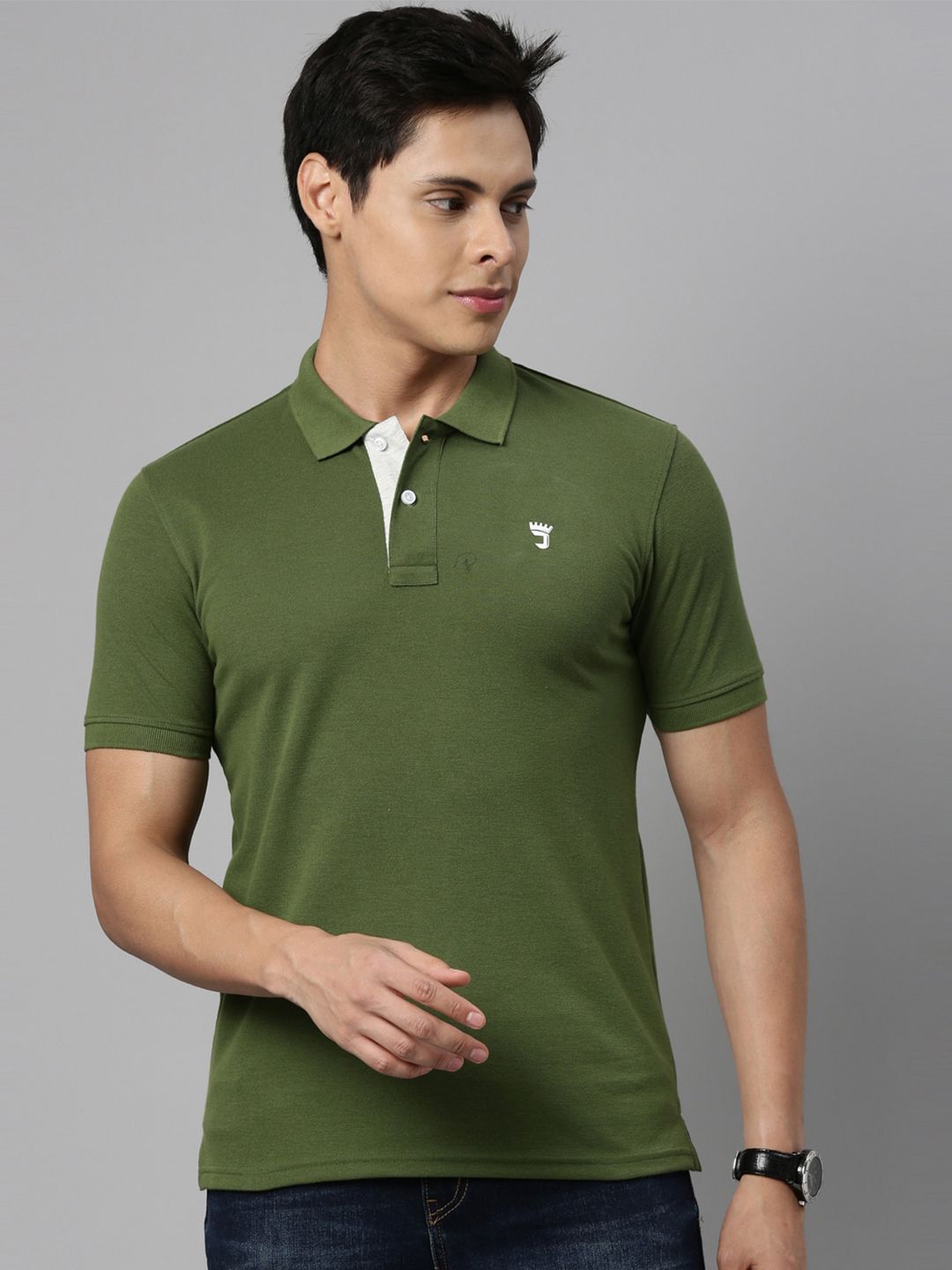 Joven Men Green Polo Collar T-shirt