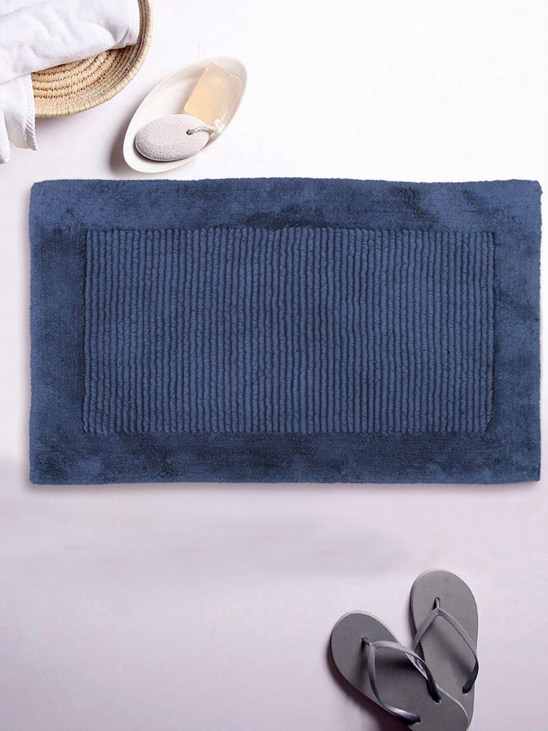 AVI Living Navy Blue Ribbed Reversible 3500 GSM Pure Cotton Bath Rug Price in India