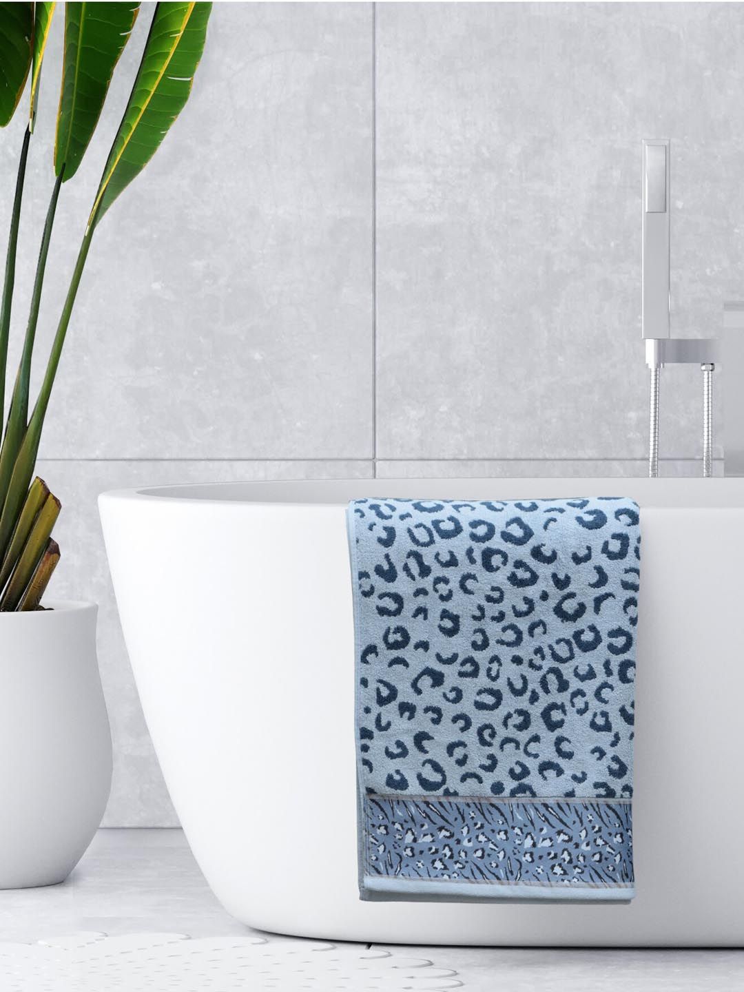 RANGOLI Blue Leopard Printed 541 GSM Pure Cotton Bath Towel Price in India
