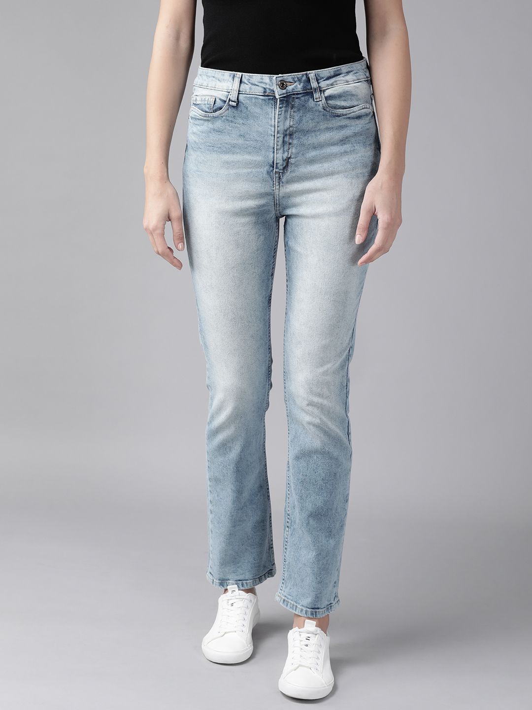 Roadster Women Blue Straight Fit Light Fade High Rise Stretchable Jeans Price in India