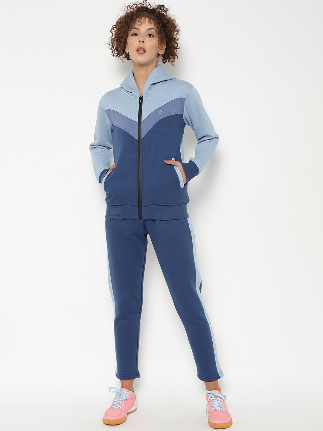 Chkokko Women Blue Colourblocked Sports Tracksuit Price in India