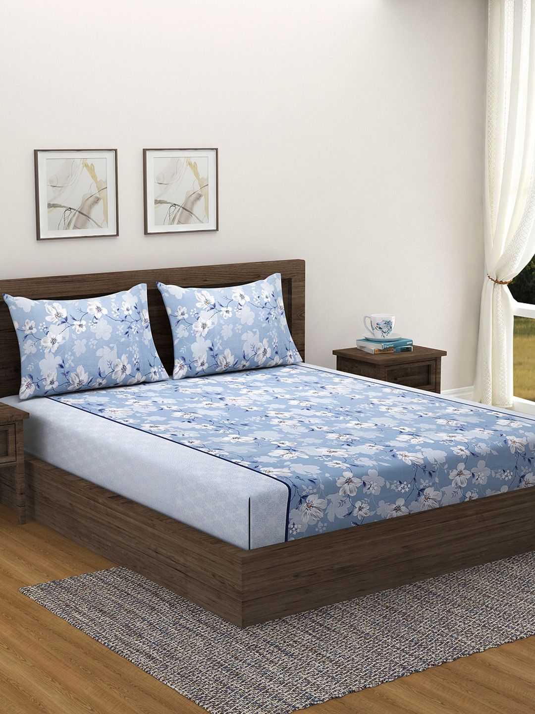SWAYAM Blue & Off White Floral 144 TC King Bedsheet with 2 Pillow Covers Price in India