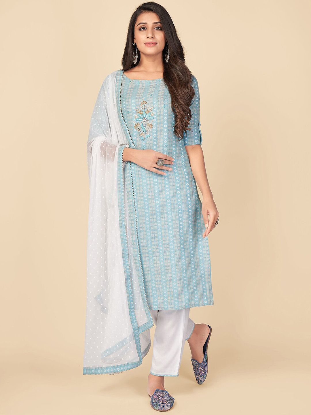 Vbuyz Women Blue Floral Embroidered Pure Cotton Kurta with Trousers & With Dupatta Price in India