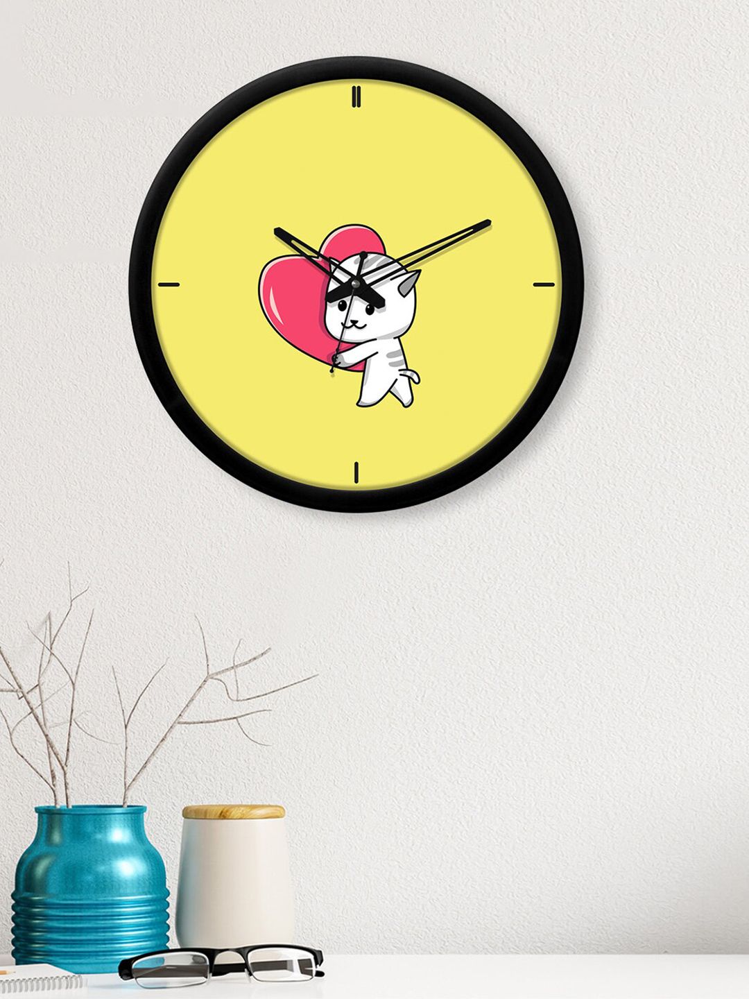 RANDOM Yellow & Black Printed Contemporary 30 cm Analogue Wall Clock Price in India