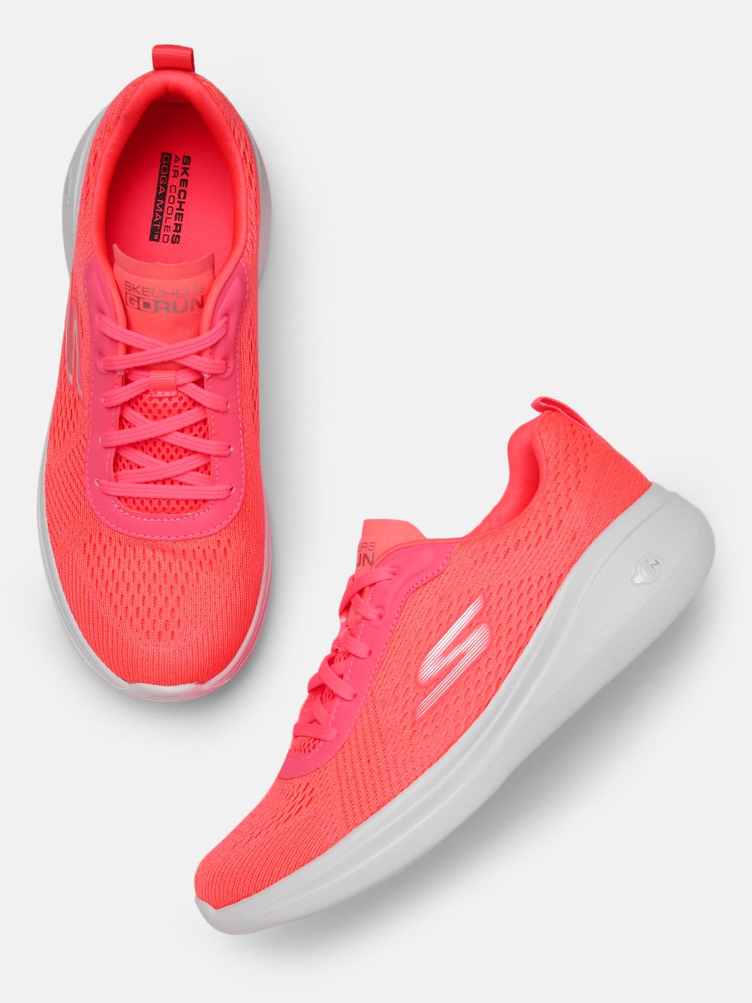 Skechers Women Coral GO RUN FAST-FLOAT Goga Mat Running Shoes Price in India