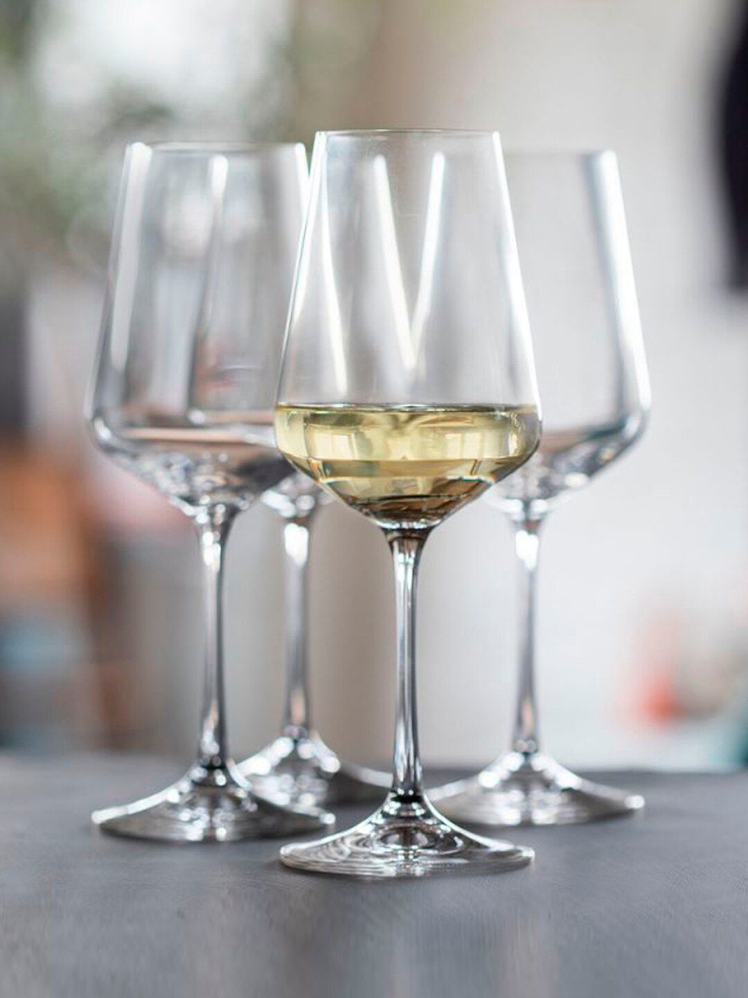 DARTINGTON Set Of 4 Transparent Crystal Cheers White Wine Glass Price in India