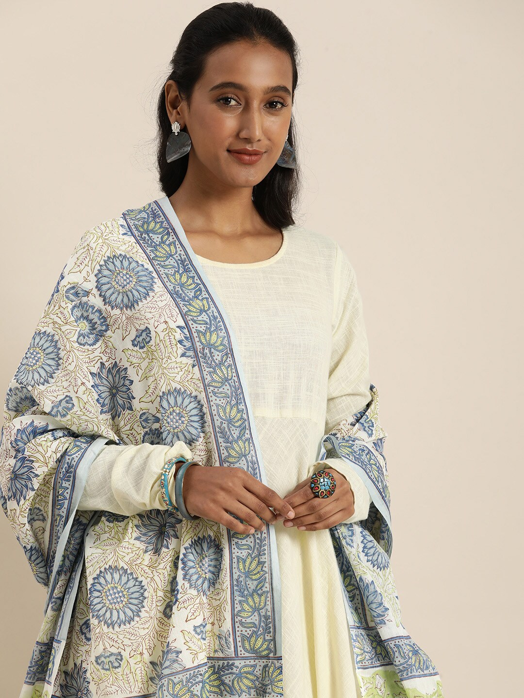 Taavi Blue & Off White Block Print Legacy Pure Cotton Dupatta Price in India