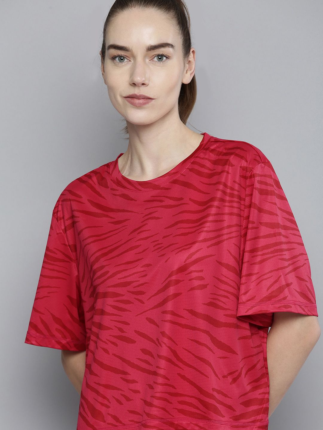 Puma Women Red Performace AOP Drop-Shoulder Sleeves dryCELL Training T-shirt Price in India