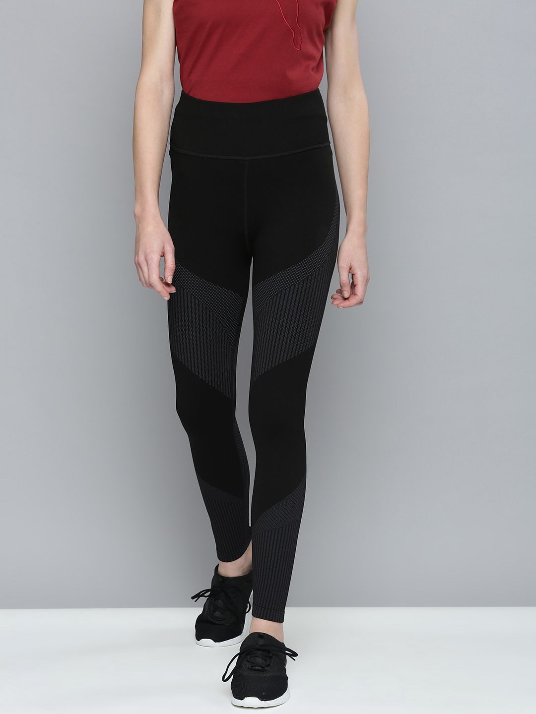 Puma Women Black & Grey Colourblocked Tights Price in India