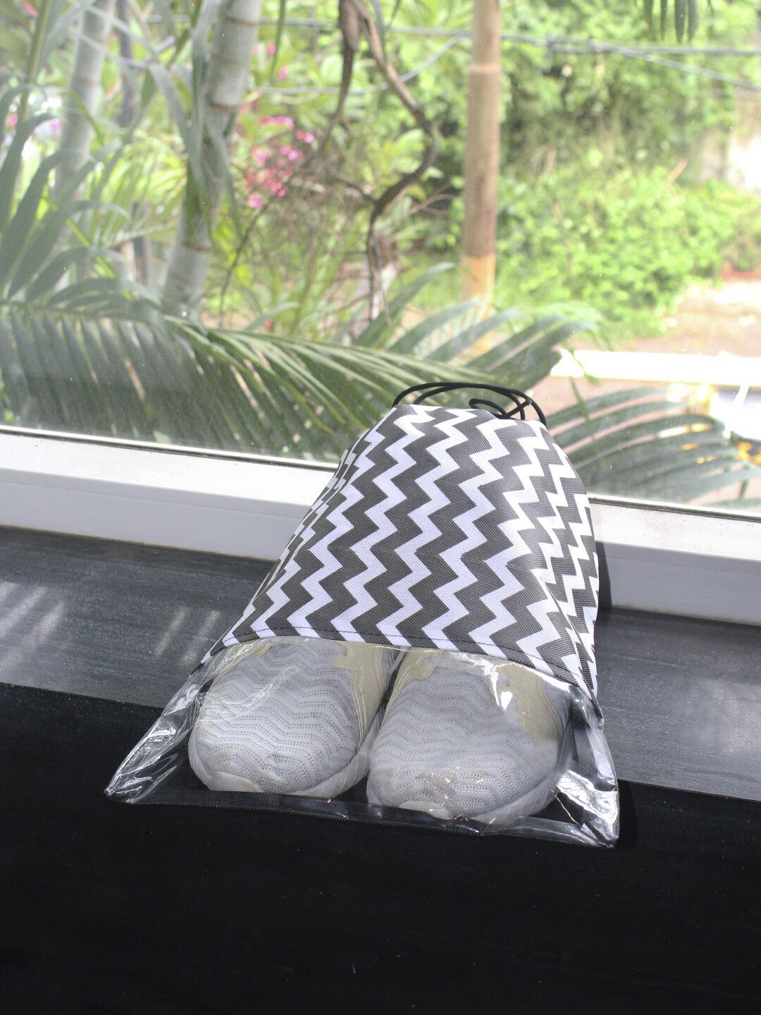 prettykrafts Set Of 6 Black & White Chevron Printed Shoe Organisers Price in India