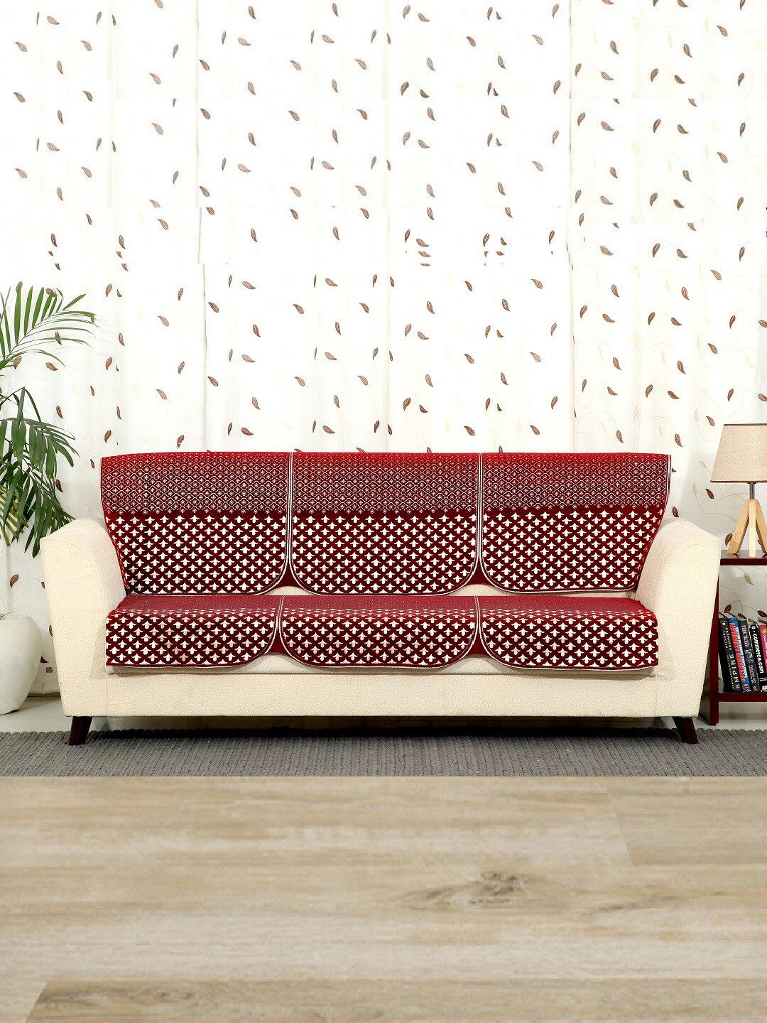 BELLA TRUE Set of 6 Maroon & Beige Printed 5 Seaters Sofa Cover Price in India