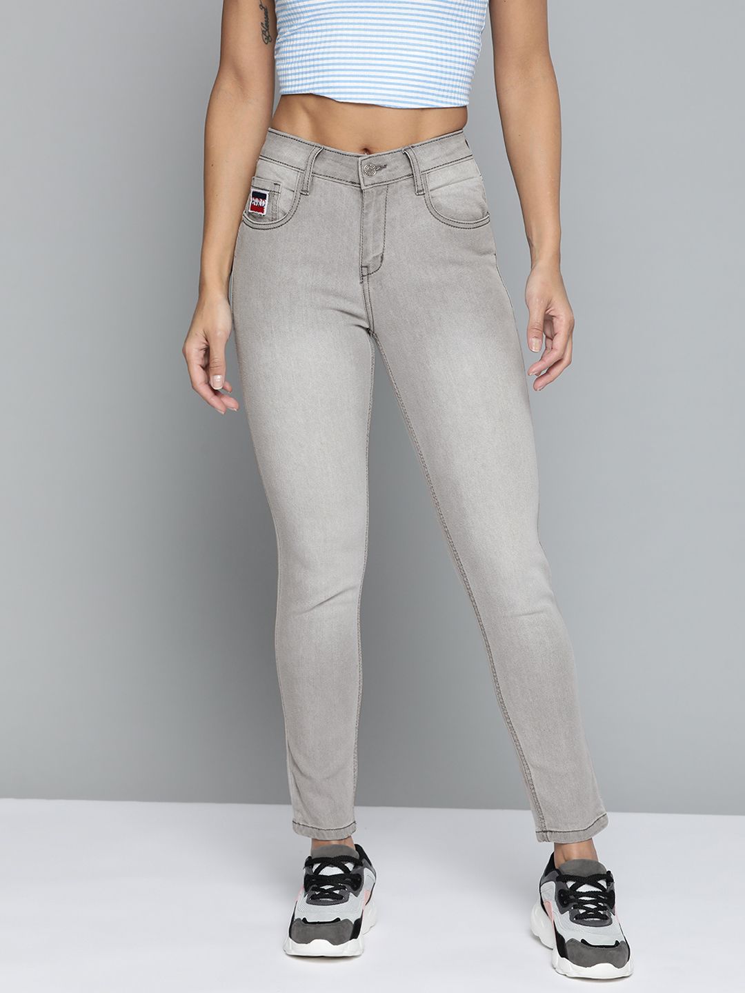 Harvard Women Grey Skinny Fit Light Fade Stretchable Jeans Price in India