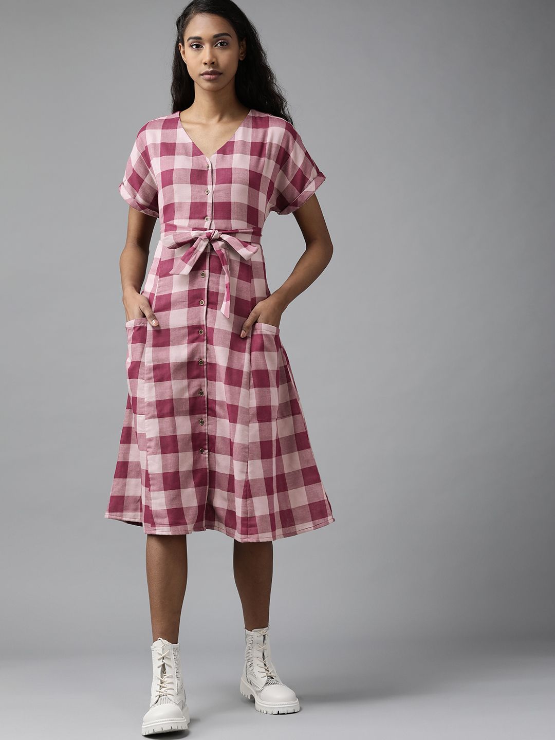 Roadster Burgundy & Mauve Pure Cotton Checked Shirt Dress Price in India