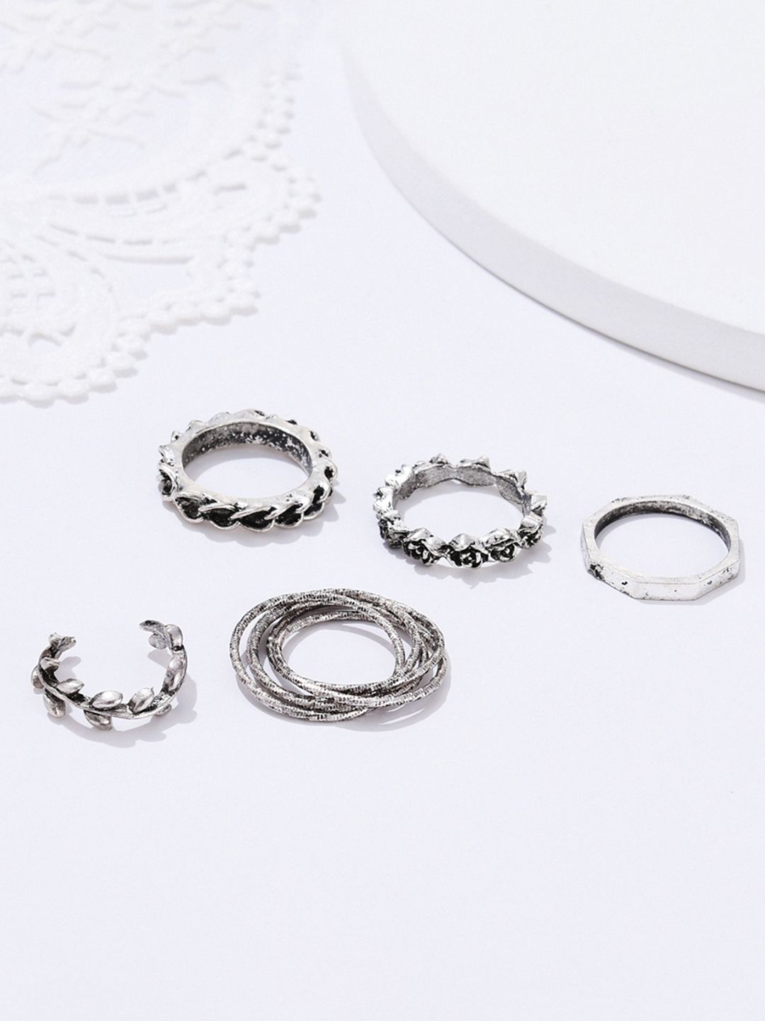 URBANIC Women Set of 5 Oxidised Silver-Toned Finger Rings Price in India