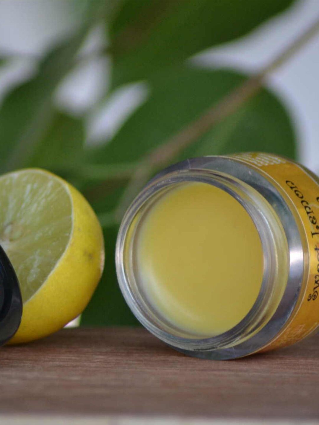 Pratha Anti-Pigmentation Vitamin C Lip Balm - Sweet Lemon Price in India