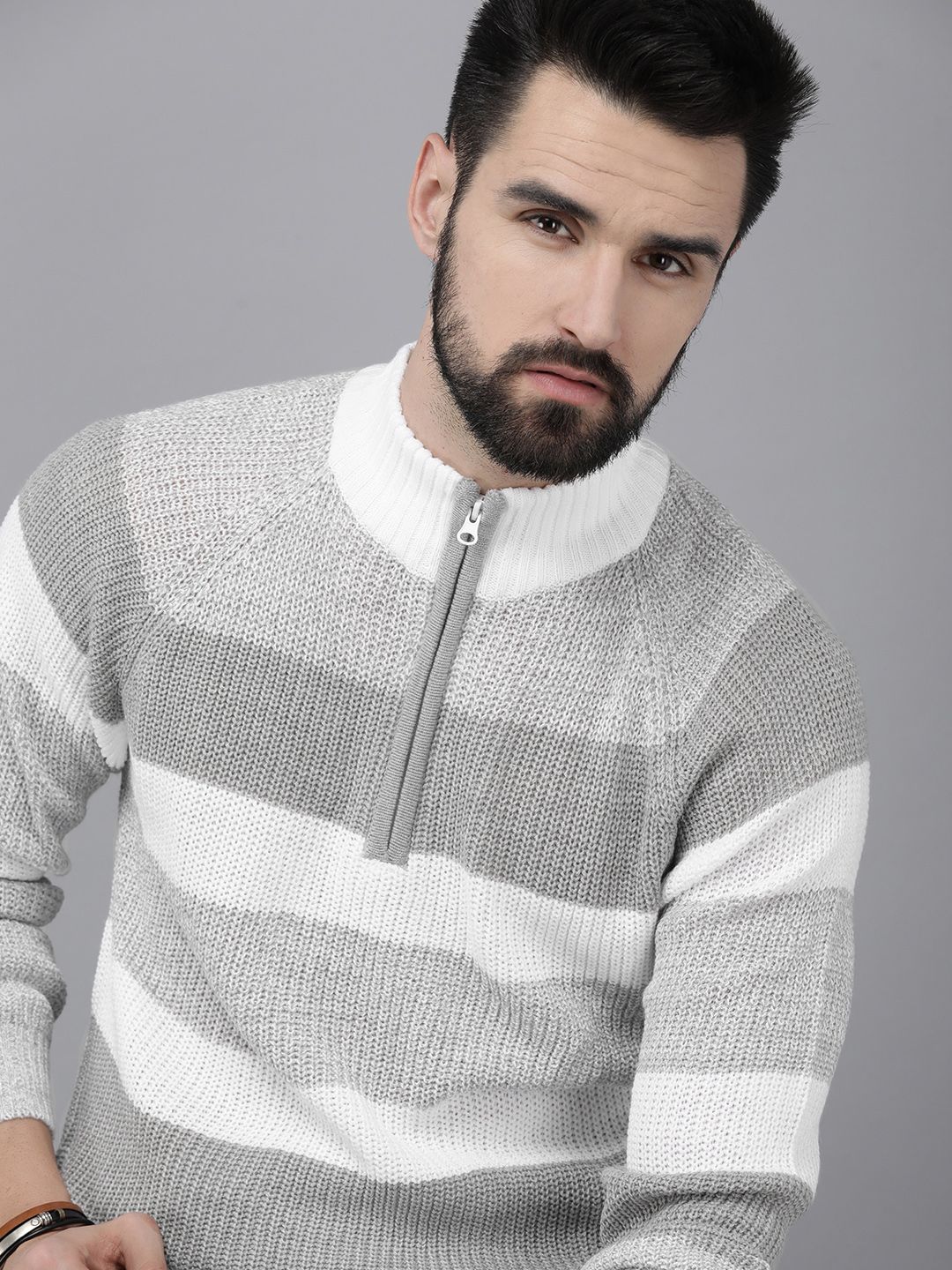 Buy The Roadster Lifestyle Co. Men Grey Melange Solid Pure Cotton