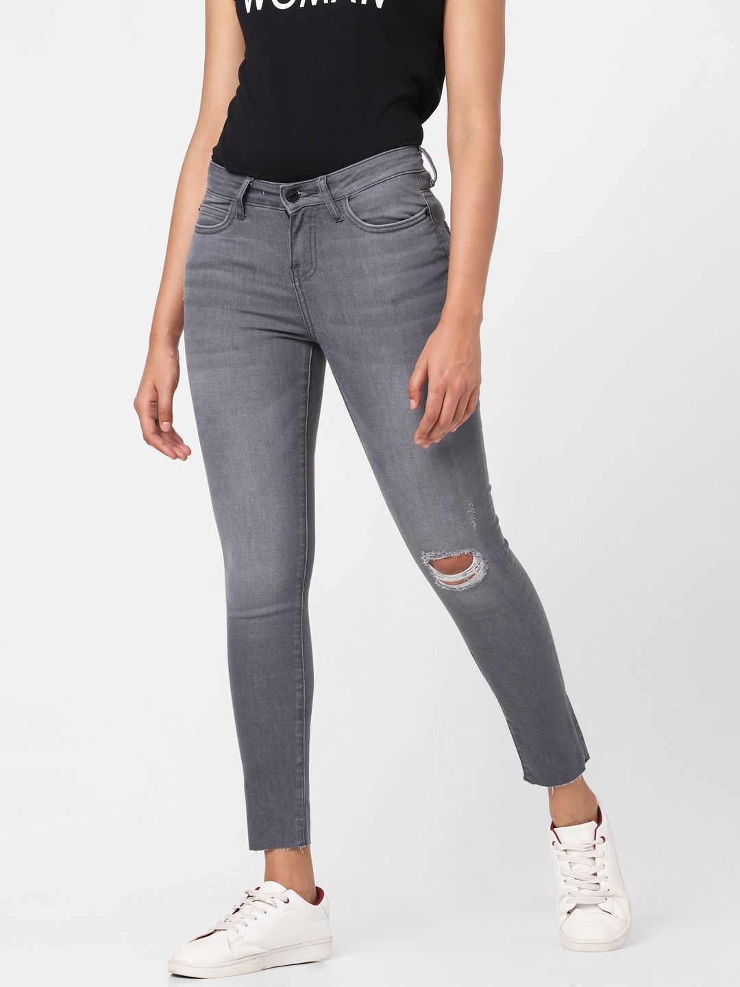 Vero Moda Women Grey Skinny Fit Mildly Distressed Light Fade Mid-Rise Stretchable Jeans Price in India
