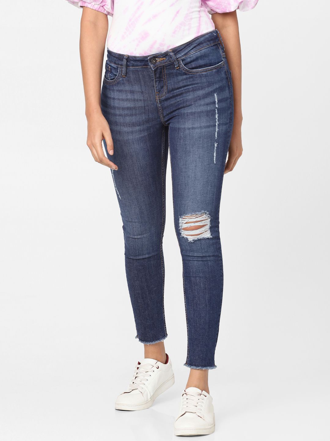 Vero Moda Women Blue Skinny Fit Slash Knee Heavy Fade Stretchable Jeans Price in India