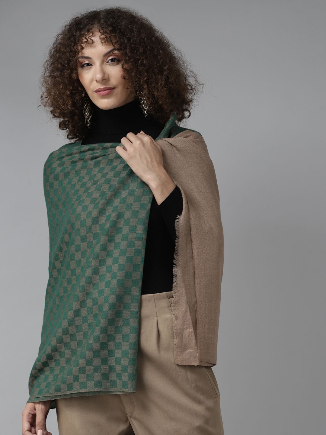 Cayman Women Green & Beige Checked Stole Price in India