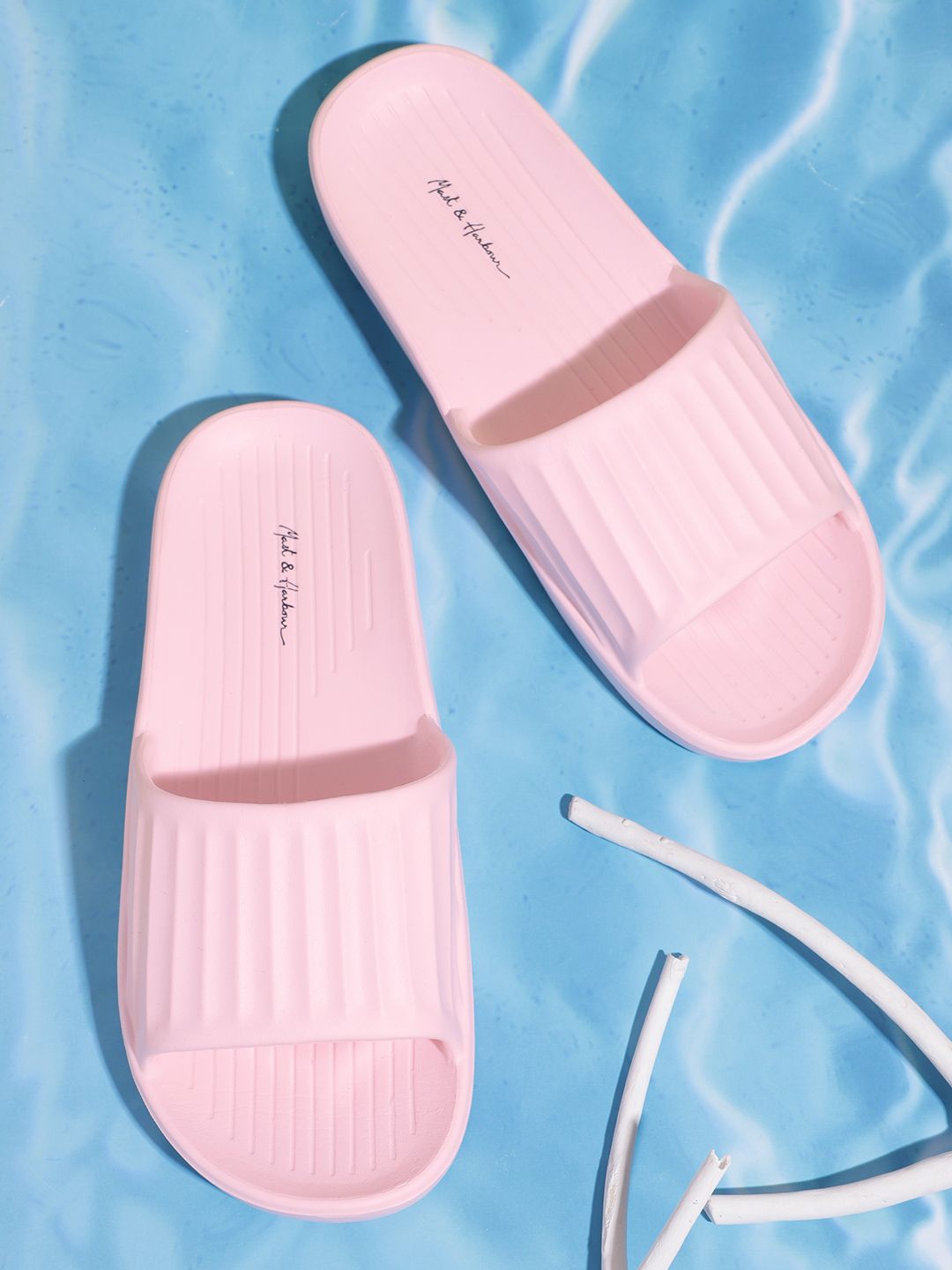 Mast & Harbour Women Pink Textured Sliders